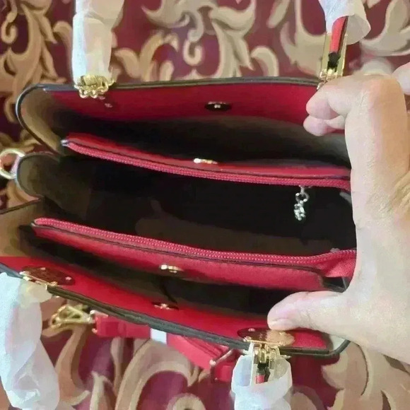 Unruly Daishu Red Casual Fashion Handbag w/butterfly Pendant Top Handle,... - Picture 4 of 5